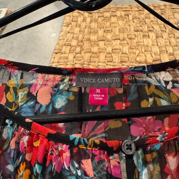 VINCE CAMUTO Women's Black Curved Hem Long Sleeve Peasant Top XL - Picture 6 of 7